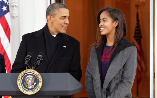 malia-obama-summer-job-halle-berry-ftr